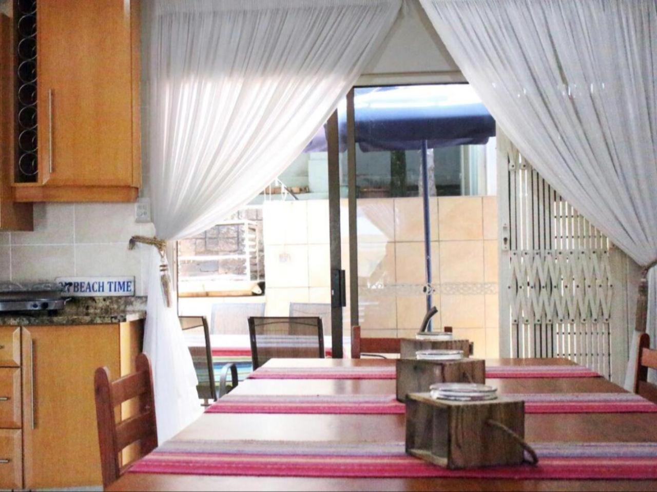 At Doms B&B Ballito Bagian luar foto
